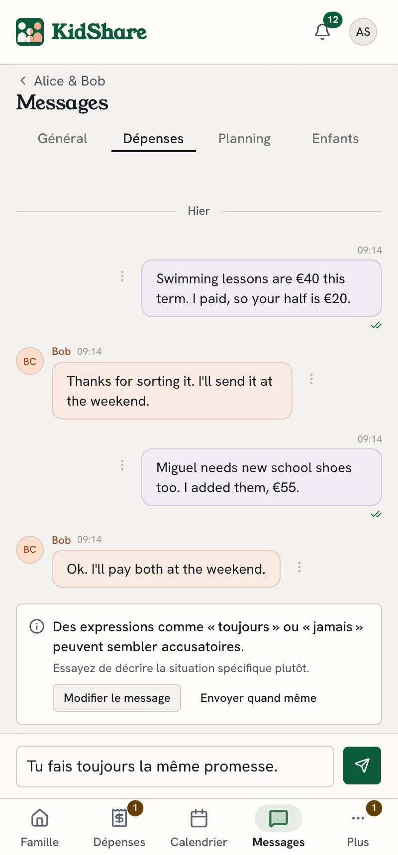 La page Messages : une conversation sur les dépenses et une suggestion de ton avant l'envoi d'un brouillon dur
